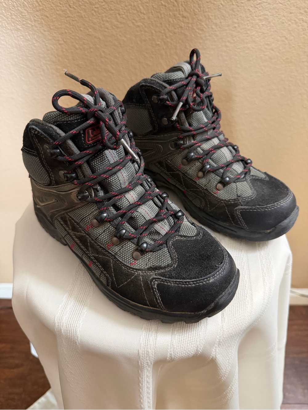 Kids Black & Gray Hiking Boots - Coleman